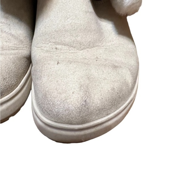 Crocs Boots White with Gray Boots Fur Inner Size 8 - Picture 5 of 8